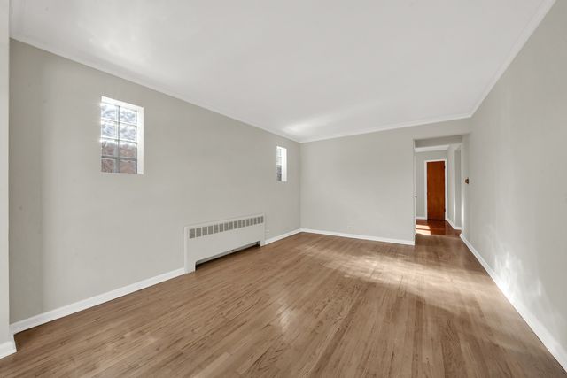 5730 S Tripp Avenue, Chicago, IL 60629