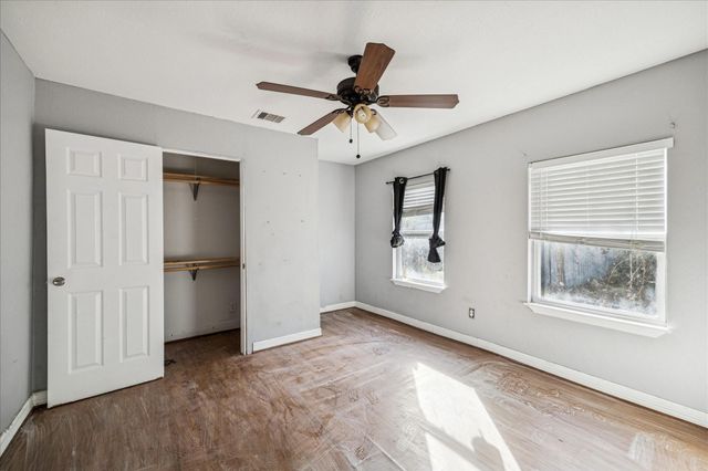 17986 Split Oak Circle, New Caney, TX 77357