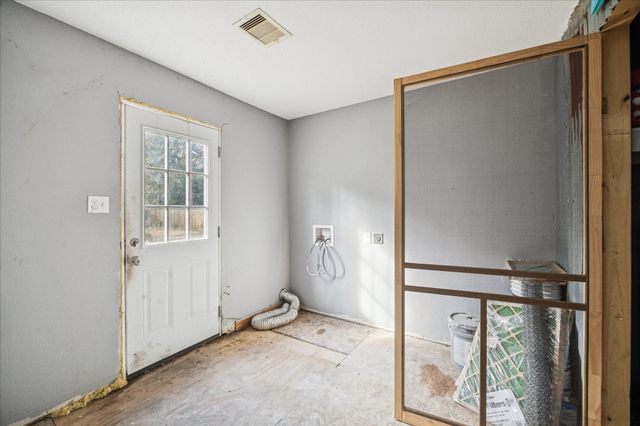 17986 Split Oak Circle, New Caney, TX 77357