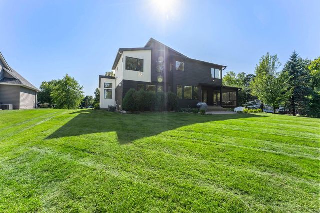 115 Brunswick Avenue N, Golden Valley, MN 55422