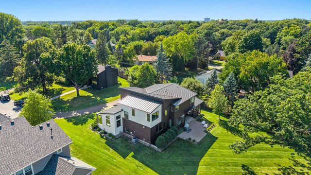 115 Brunswick Avenue N, Golden Valley, MN 55422