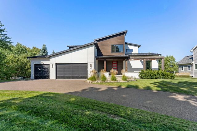115 Brunswick Avenue N, Golden Valley, MN 55422