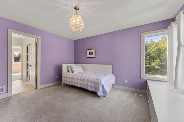 115 Brunswick Avenue N, Golden Valley, MN 55422