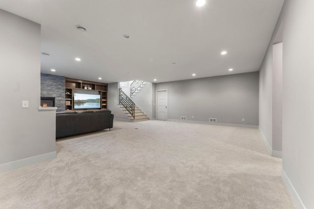 115 Brunswick Avenue N, Golden Valley, MN 55422