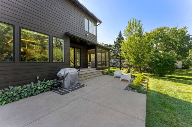 115 Brunswick Avenue N, Golden Valley, MN 55422