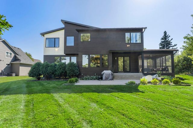 115 Brunswick Avenue N, Golden Valley, MN 55422