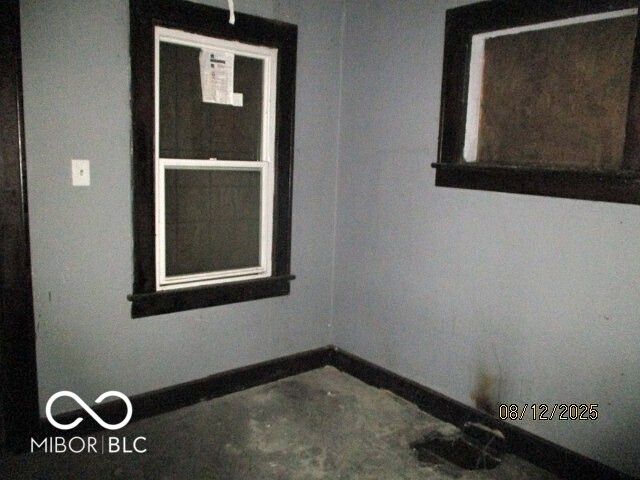 907 N Oxford Street, Indianapolis, IN 46201