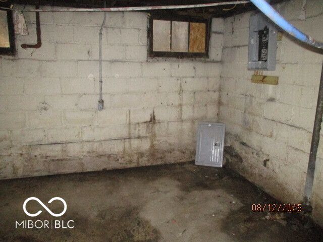 907 N Oxford Street, Indianapolis, IN 46201