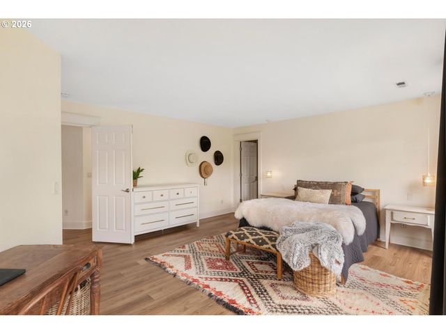 2519 Nw 24TH Cir, Camas, WA 98607