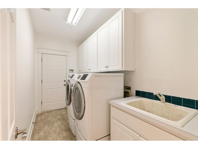 2519 Nw 24TH Cir, Camas, WA 98607