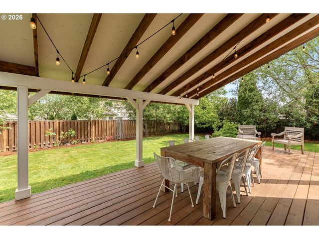 2519 Nw 24TH Cir, Camas, WA 98607