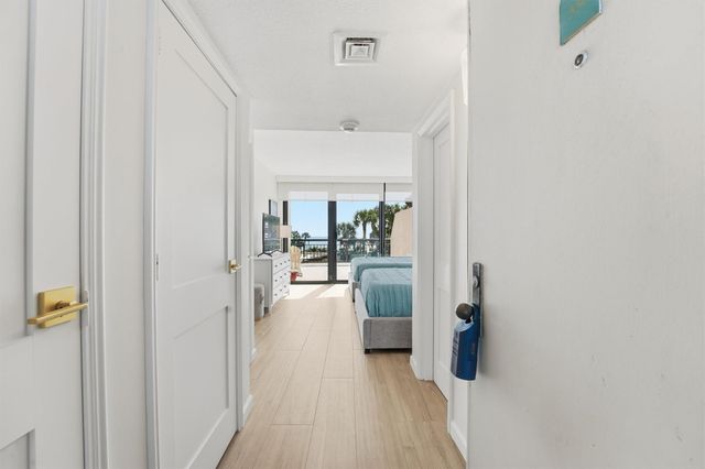 5220 Seawall Boulevard 338, Galveston, TX 77551