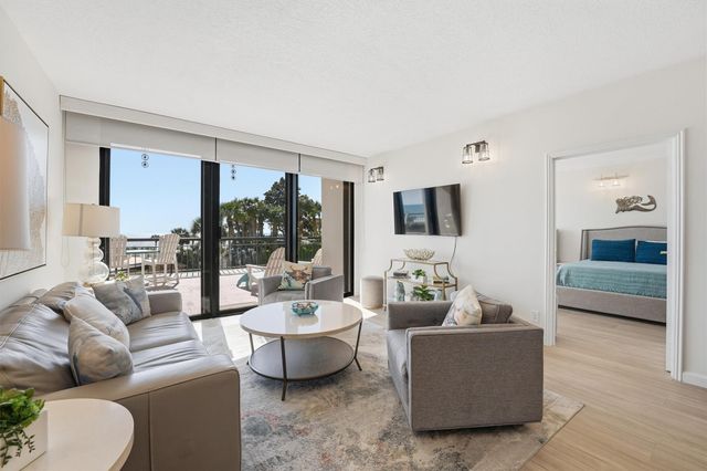 5220 Seawall Boulevard 338, Galveston, TX 77551