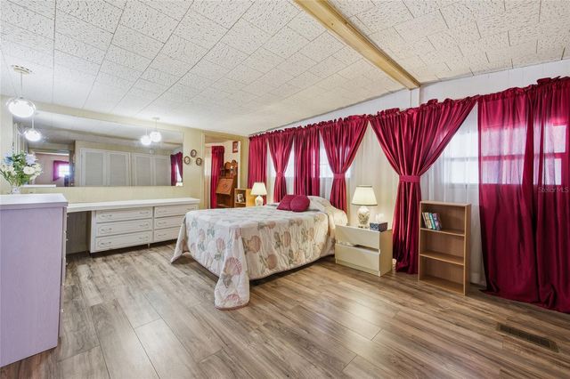 3896 PICCIOLA ROAD 411, Fruitland Park, FL 34731