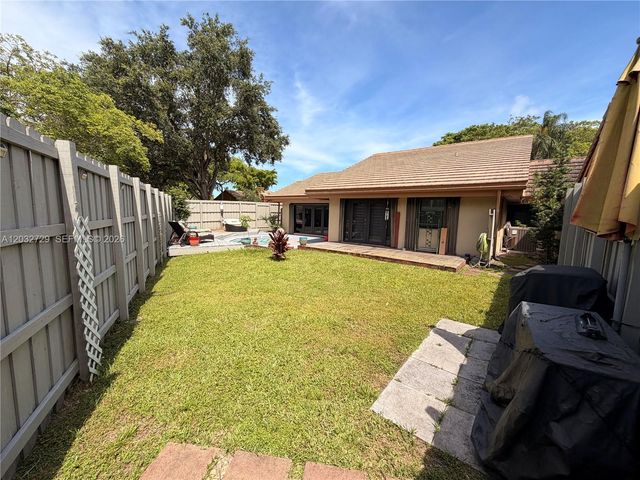 20451 NE 10th Pl 20451, Miami, FL 33179
