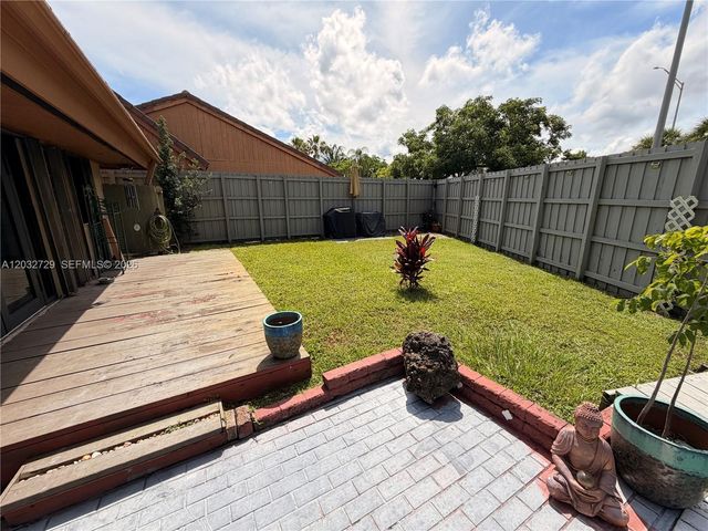 20451 NE 10th Pl 20451, Miami, FL 33179