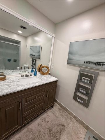 20451 NE 10th Pl 20451, Miami, FL 33179