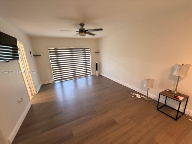 20451 NE 10th Pl 20451, Miami, FL 33179
