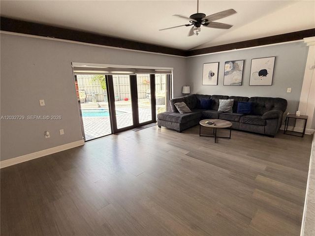 20451 NE 10th Pl 20451, Miami, FL 33179