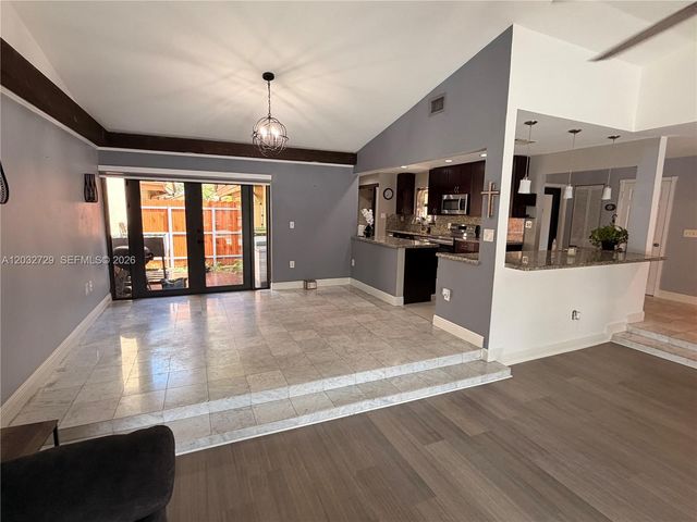 20451 NE 10th Pl 20451, Miami, FL 33179