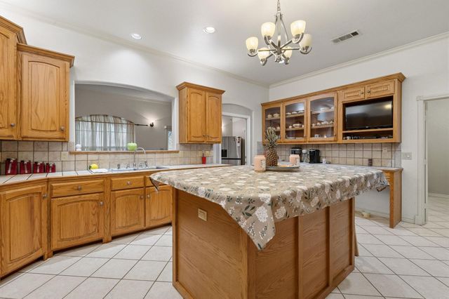 131 Pecan Place Lane, Pottsboro, TX 75076