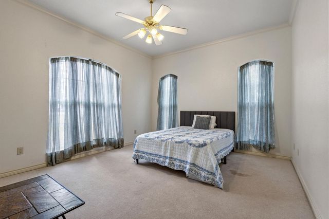 131 Pecan Place Lane, Pottsboro, TX 75076