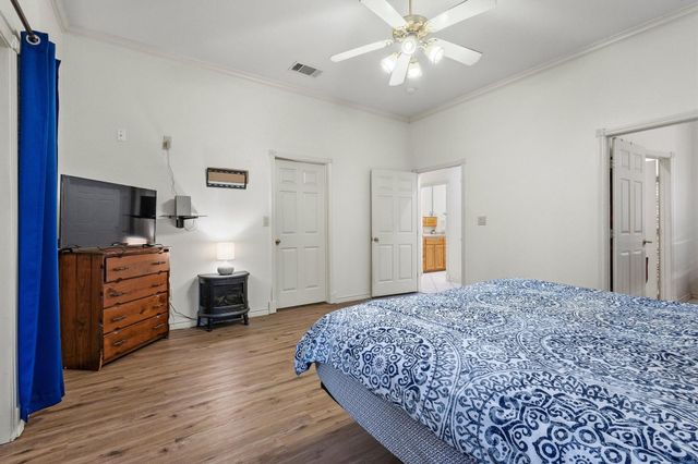 131 Pecan Place Lane, Pottsboro, TX 75076