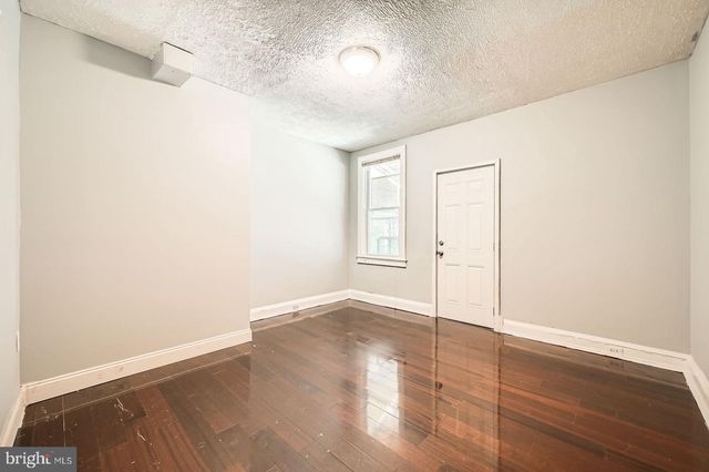 1030 N LUZERNE AVE, Baltimore, MD 21205