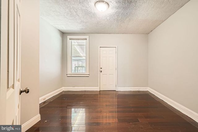 1030 N LUZERNE AVE, Baltimore, MD 21205