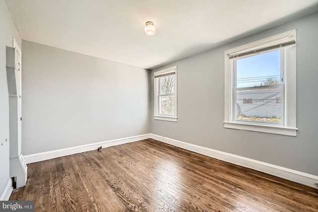 1030 N LUZERNE AVE, Baltimore, MD 21205