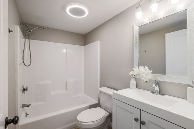 3 Ireta Road, Shrewsbury, MA 01545