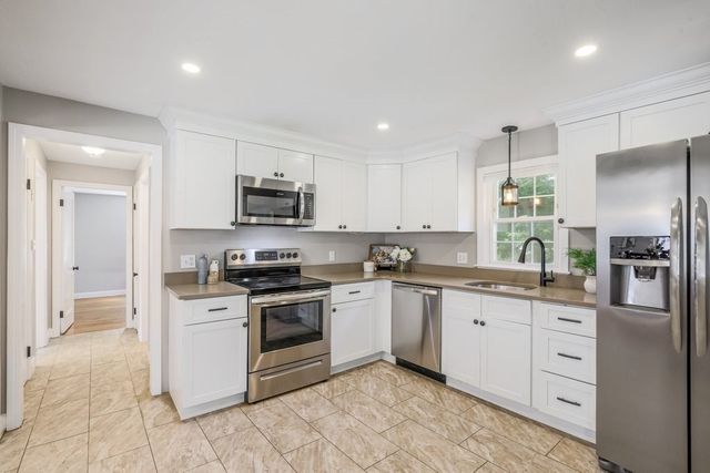 3 Ireta Road, Shrewsbury, MA 01545