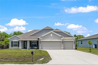 8977 101st Avenue, Vero Beach, FL 32967