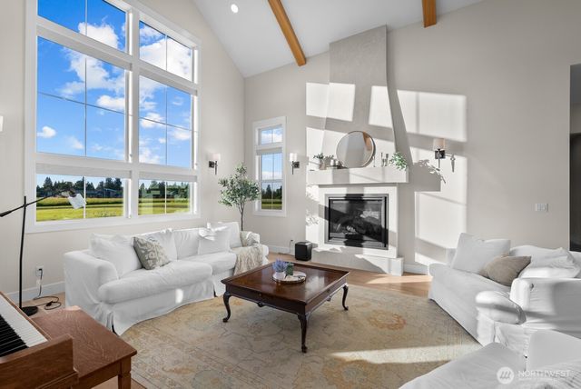 6624 233rd Avenue E, Buckley, WA 98321