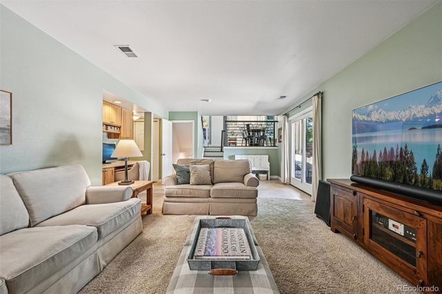5873 W Maplewood Drive, Littleton, CO 80123