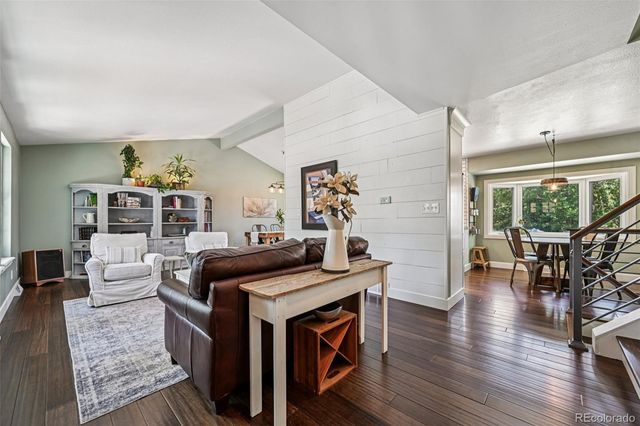 5873 W Maplewood Drive, Littleton, CO 80123