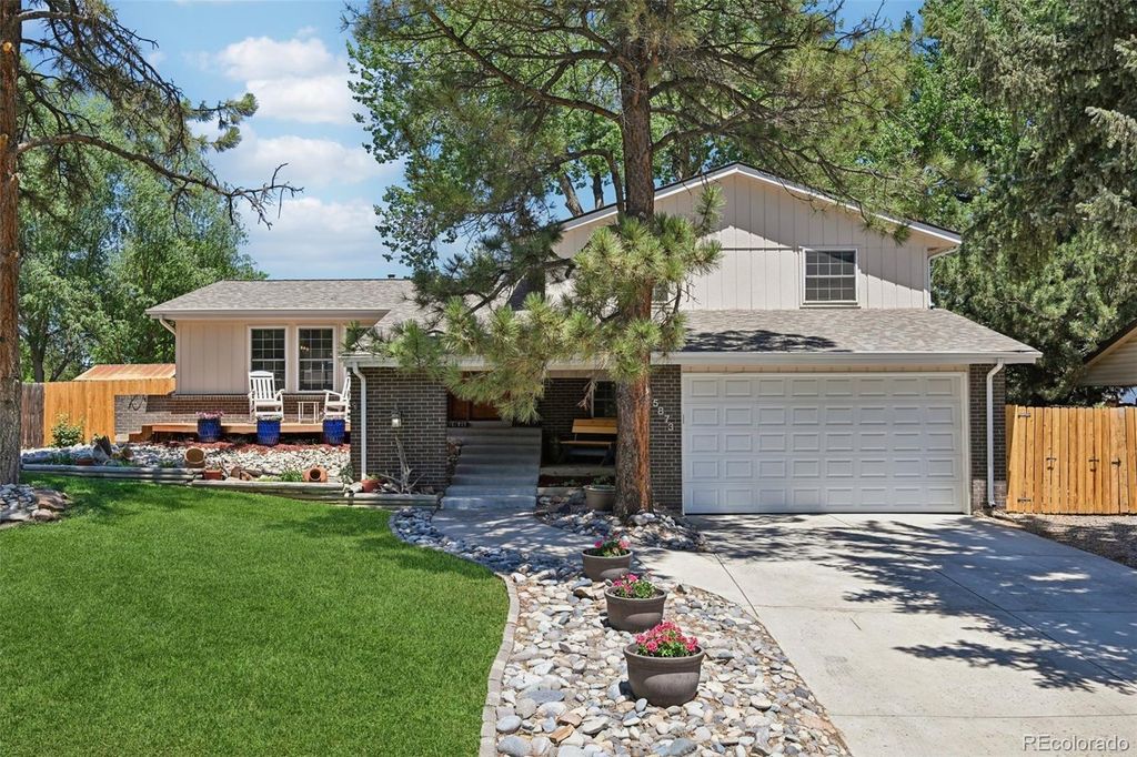 5873 W Maplewood Drive, Littleton, CO 80123