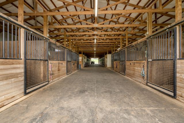 3200 Fishers Mill Road, Midway, KY 40347