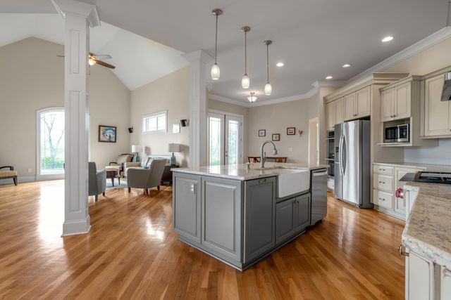 3200 Fishers Mill Road, Midway, KY 40347