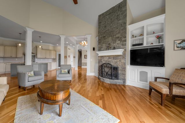 3200 Fishers Mill Road, Midway, KY 40347