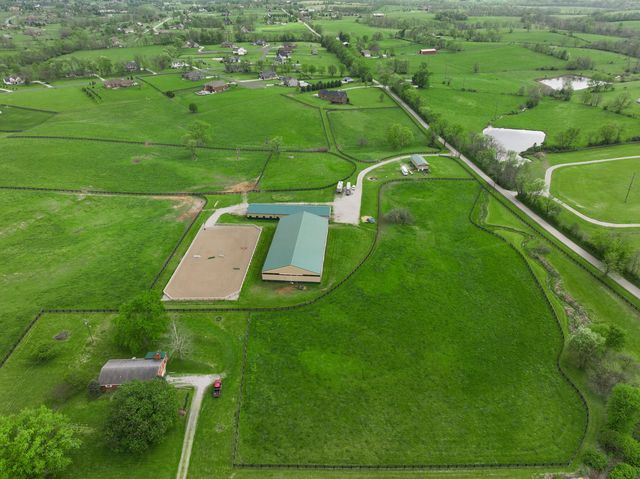 3200 Fishers Mill Road, Midway, KY 40347