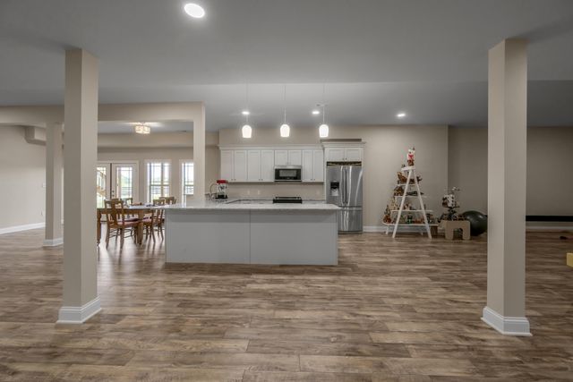 3200 Fishers Mill Road, Midway, KY 40347