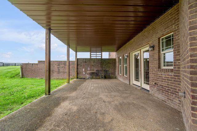 3200 Fishers Mill Road, Midway, KY 40347