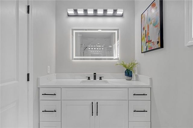 656 S Elizabeth NW Place, Atlanta, GA 30318