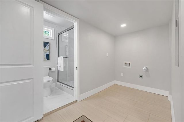 656 S Elizabeth NW Place, Atlanta, GA 30318