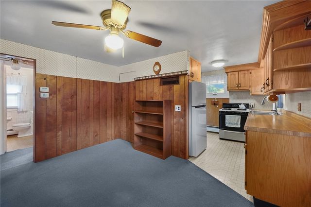 64 Crest Avenue, Warwick, RI 02886