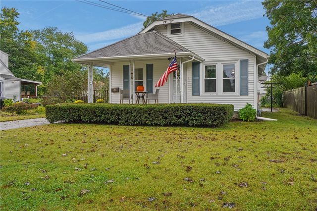 64 Crest Avenue, Warwick, RI 02886