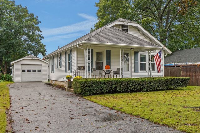 64 Crest Avenue, Warwick, RI 02886