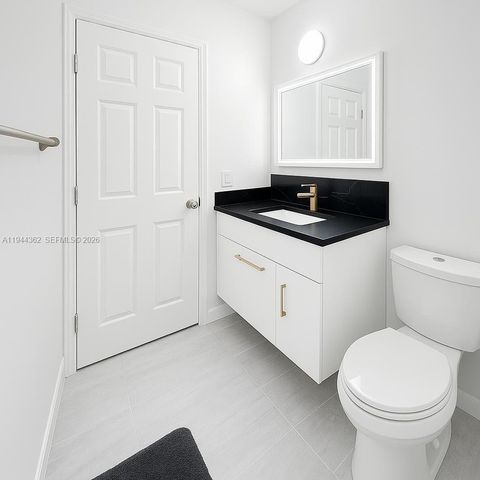 5513 Palmetto Dr, Fort Pierce, FL 34982