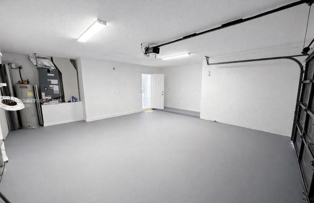 5513 Palmetto Dr, Fort Pierce, FL 34982